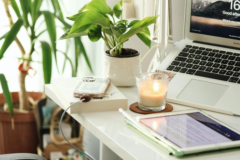 Tips for Creating a Relaxing Home Office Environment